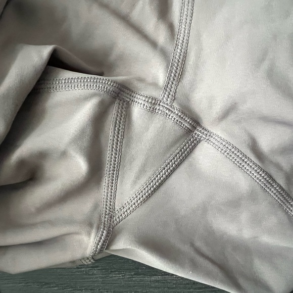 Vuori Stride 7/8 Leggings - Picture 10 of 10